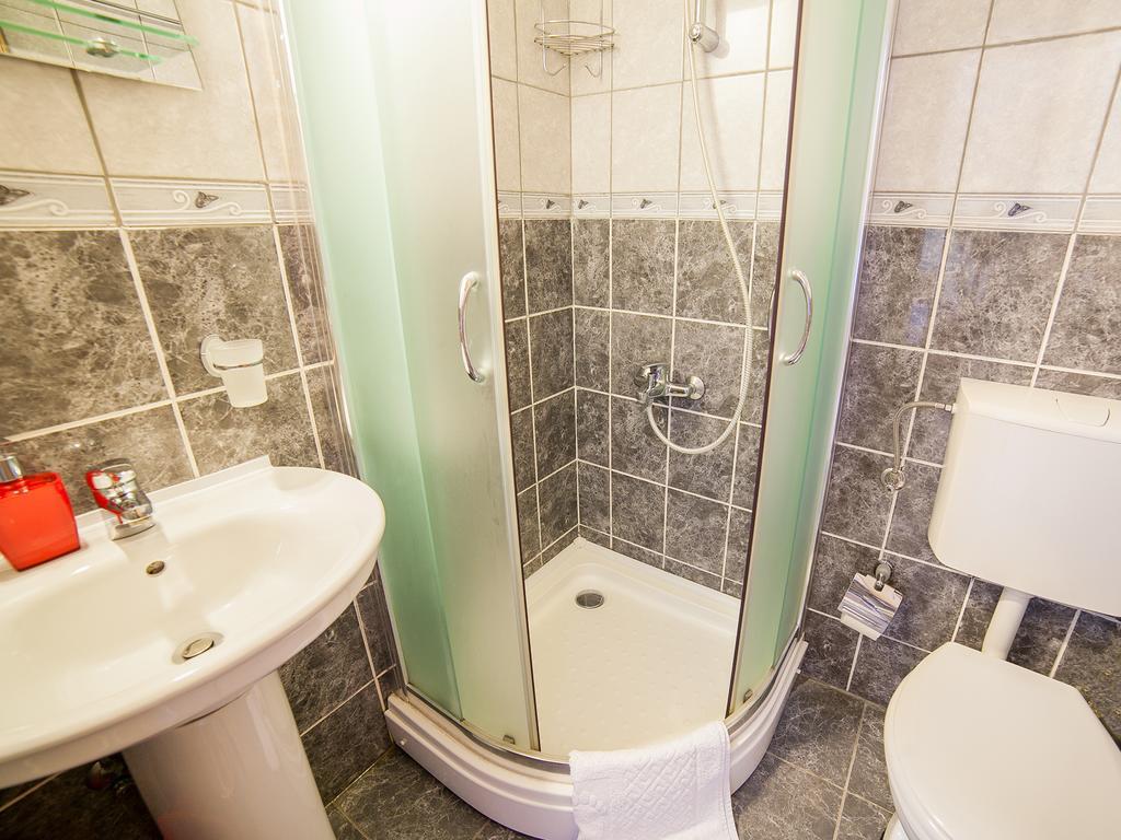 Apartments Viktorija Petrovac na moru Zimmer foto