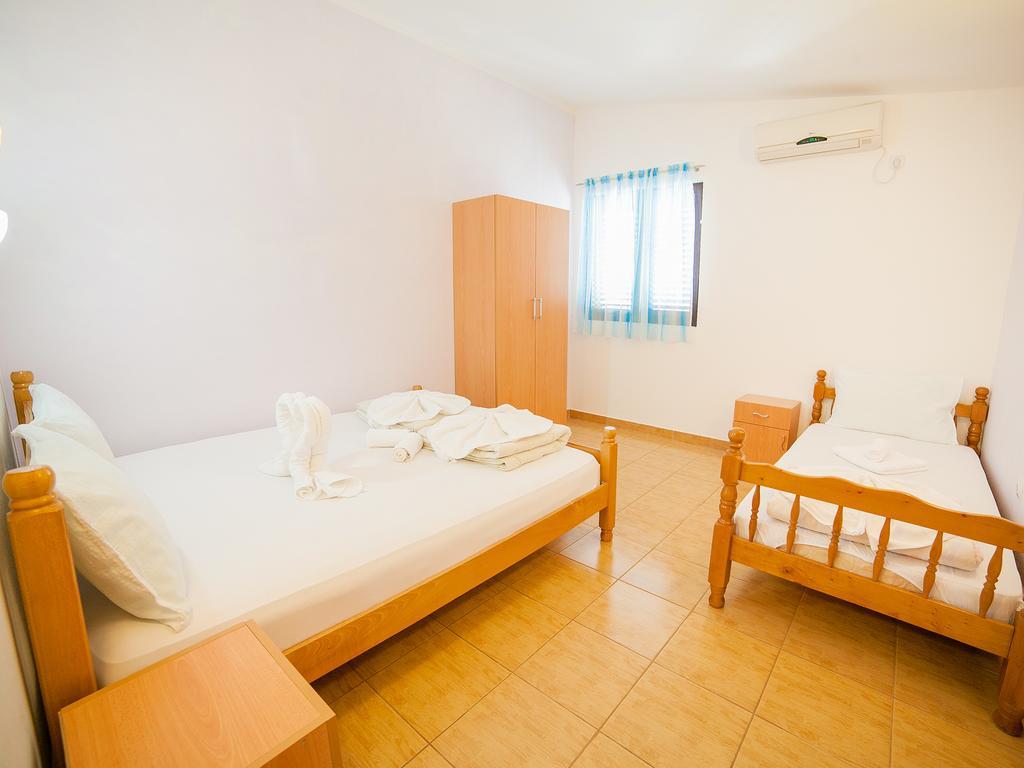 Apartments Viktorija Petrovac na moru Zimmer foto