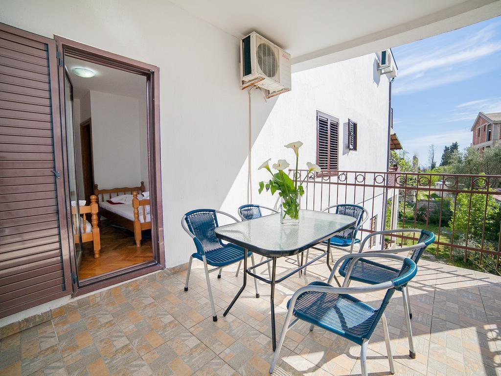 Apartments Viktorija Petrovac na moru Zimmer foto