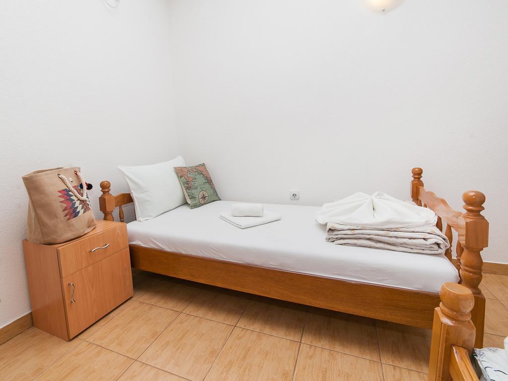 Apartments Viktorija Petrovac na moru Zimmer foto