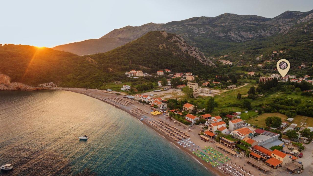 Apartments Viktorija Petrovac na moru Exterior foto